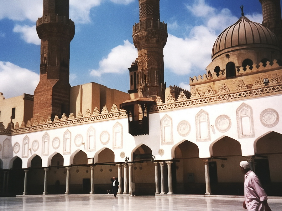 Cairo - El Azhar The mosque El Azhar with the Koran school was established in the 14th century and still is one of the most important mosques in the Islamic world. Stefan Cruysberghs